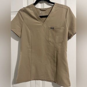 Figs XS Catarina One Pocket Scrub Top - Sandstone